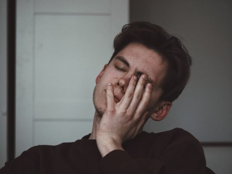 cbd migraine et maux de tête min
